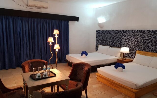 Blue Hotel And Resort