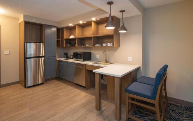 Candlewood Suites Cleveland South - Independence by IHG