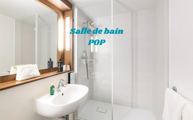 Greet Hotel Angouleme