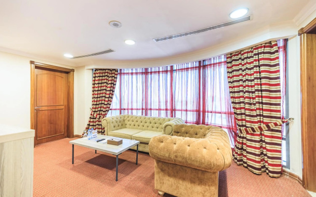 Sapphire Plaza Hotel