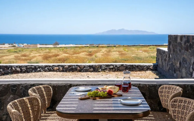 Platies Luxury Apartments Santorini