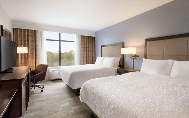 Hampton Inn & Suites Seattle/Renton