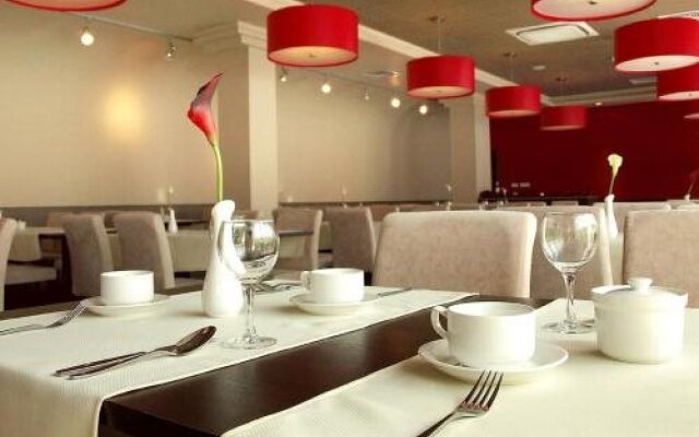 Iness Hotel