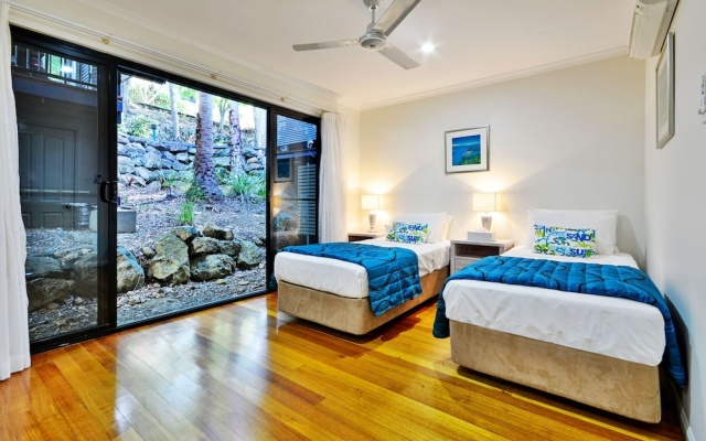 3 The Panorama Hamilton Island 2 Bathroom Ocean View Modern Apartment – Guest Rooms – Hamilton Island