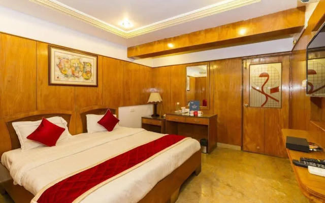 OYO 934 Hotel Spiro Comforts Inn