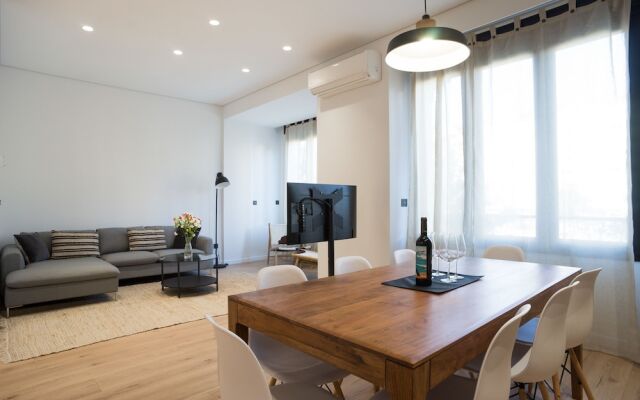 001 / Cantabric Plaza, Near La Zurriola Beach - Apartment for 8 People in San Sebastián