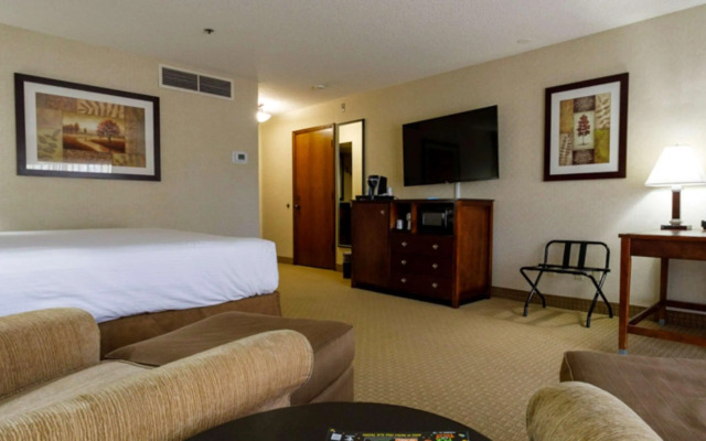 Maverick Hotel and Casino by Red Lion Hotels