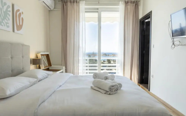 The View in Glyfada With 2 Bedrooms and 2 Bathrooms