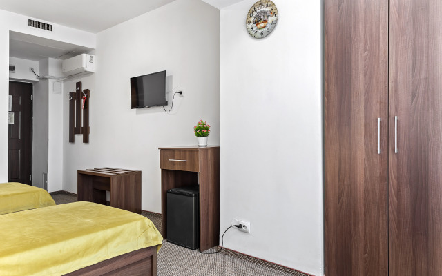 Lina Hotel