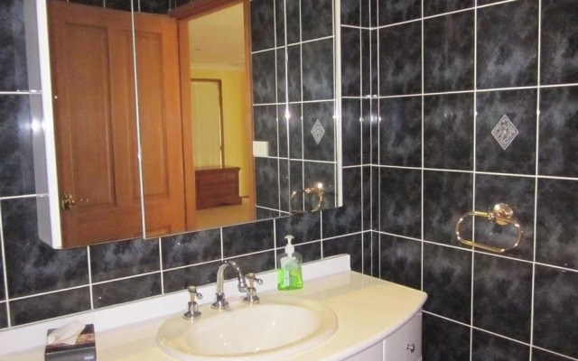 Kingfisher LakeHouse