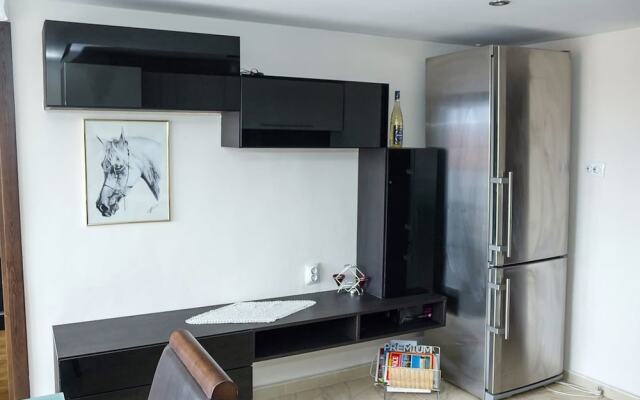 FM Deluxe 1-BDR Apartment - Vinitza Area -Varna
