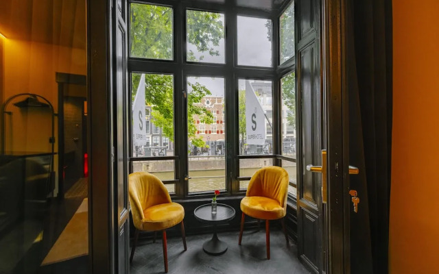 Mr. Monkey Amsterdam