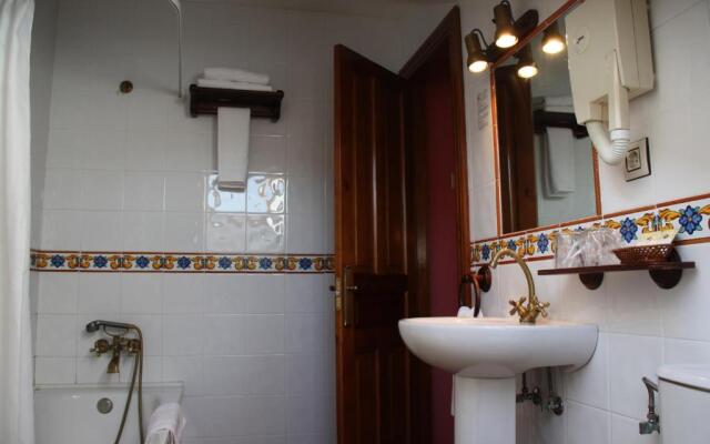 La Casona De Entralgo