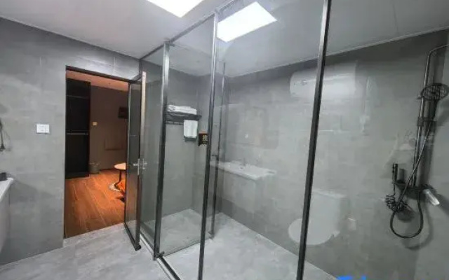 Wanyi Audio-visual Apartment (Wanda Plaza)