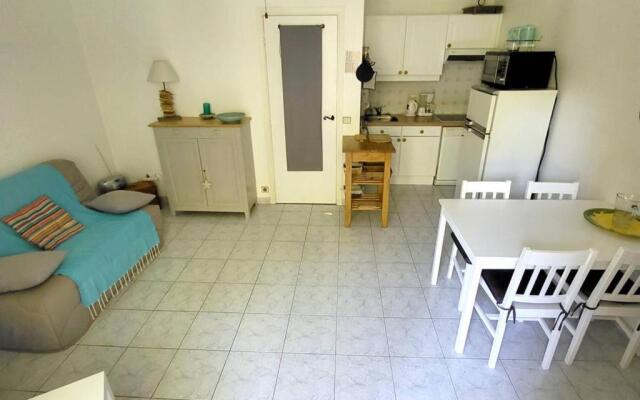 Appartement Six-Fours-les-Plages, 2 pièces, 4 personnes - FR-1-316-157