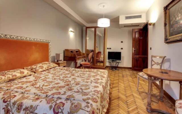 Torre Dell Orologio Apartments