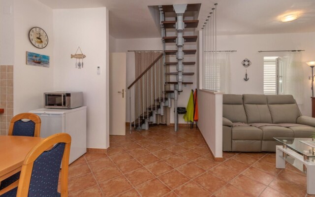 Awesome Home in Novi Vinodolski With 2 Bedrooms and Wifi