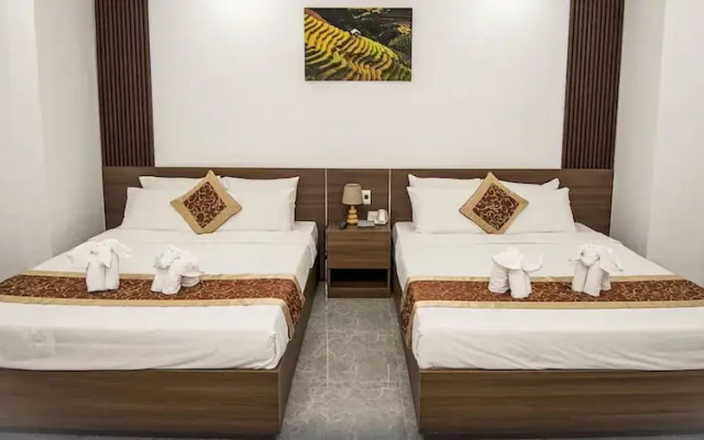 OYO 1180 Huy Ngoc Hotel
