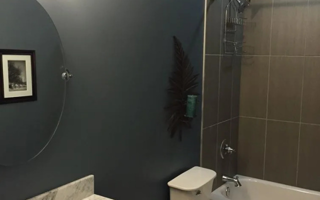 Printers Alley by YouRent