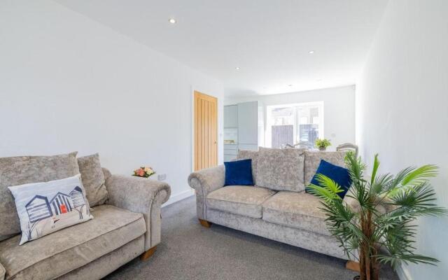 Cleethorpes Holiday Home SLEEPS 6