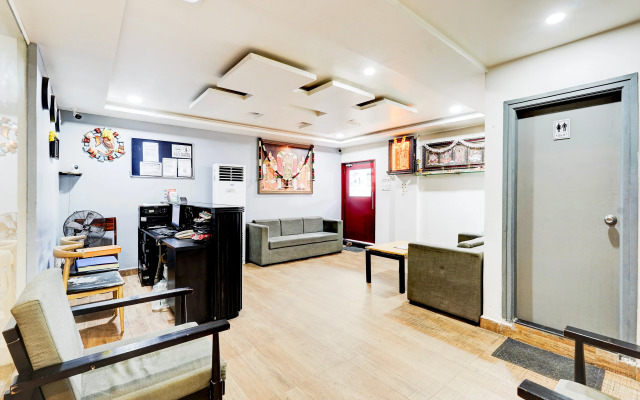 Super Townhouse Tirupati