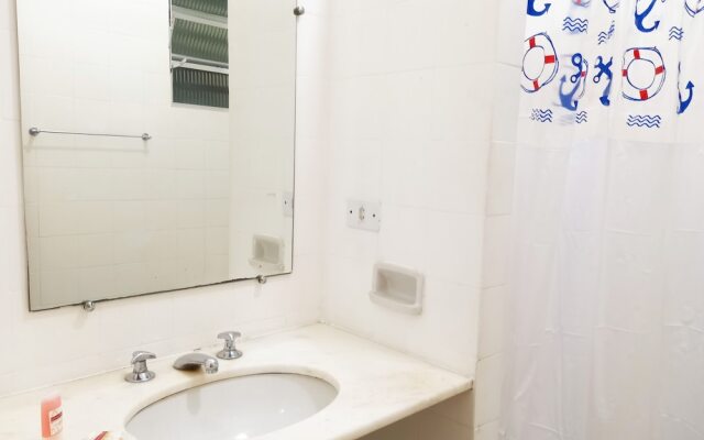 TC1010 Espaçoso apto na Praia de Copacabana