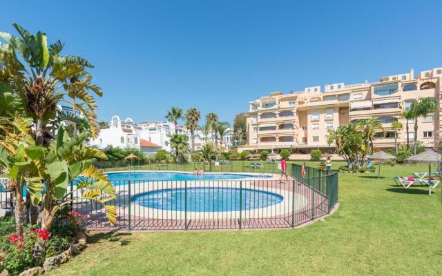 Exotico y bohemio apartamento frente al mar. Increible!!