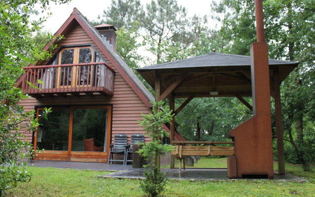 Nice bungalow with dishwasher, close to the forest