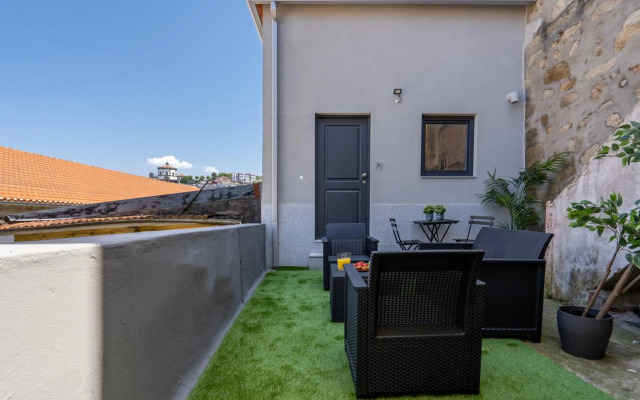 Stylish Duplex House - Terrace & River View