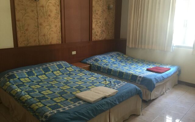 Chantorn Jomtien Guest House 2