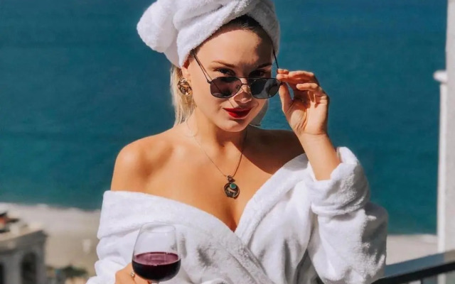 Seaview Appartment in Orbi Towers