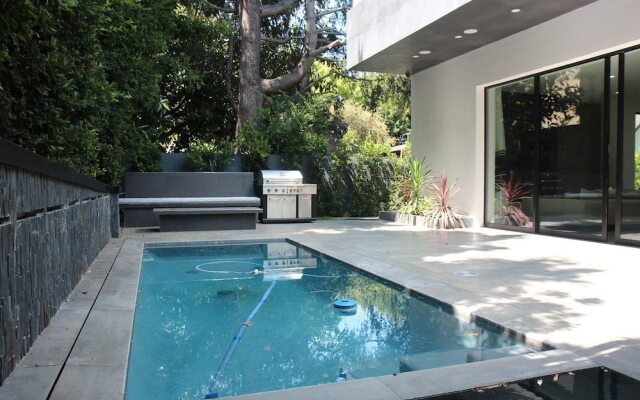 New Beverly Hills Modern Home Luxury Estate