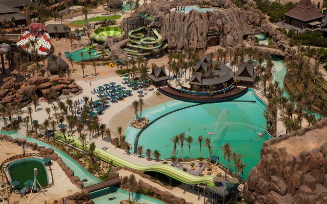 Mangrovetree Resort World  - Yelin