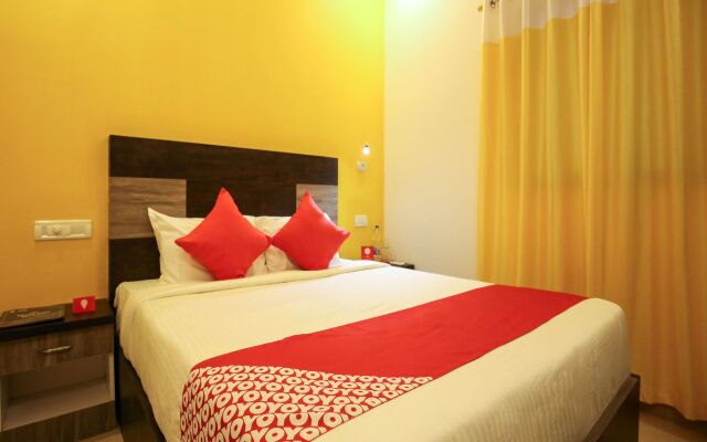 Rail View Residency by OYO Rooms