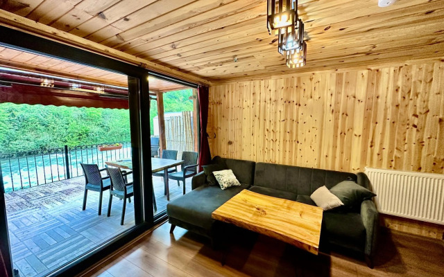 Tuva Villa's