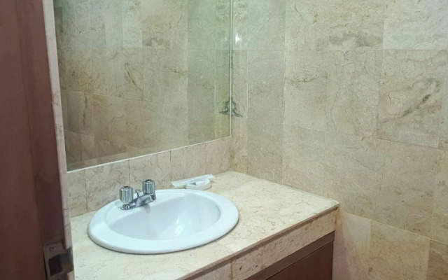 Townhouse Oak Jakarta near Monumen