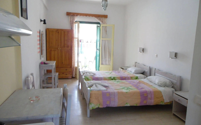 Katsaros Studios and Apartments