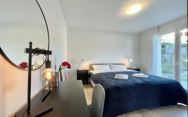 Modern House Apartment 1