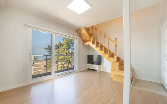 Boryeong Thirasel Pension