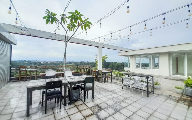 Spacious 2Br At Green Park Yogyakarta Apartment