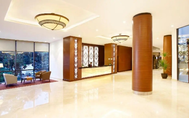 Hotel Santika Premiere Bintaro – Lobby – South Tangerang