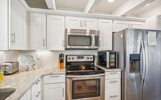 Sandpiper Cove 1129 2 Bedroom Condo by RedAwning