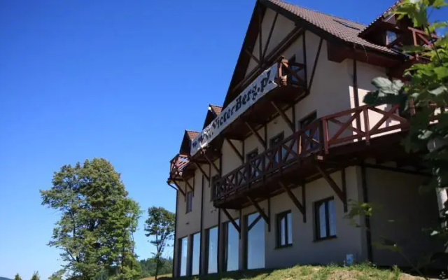 Victor Berg Resort