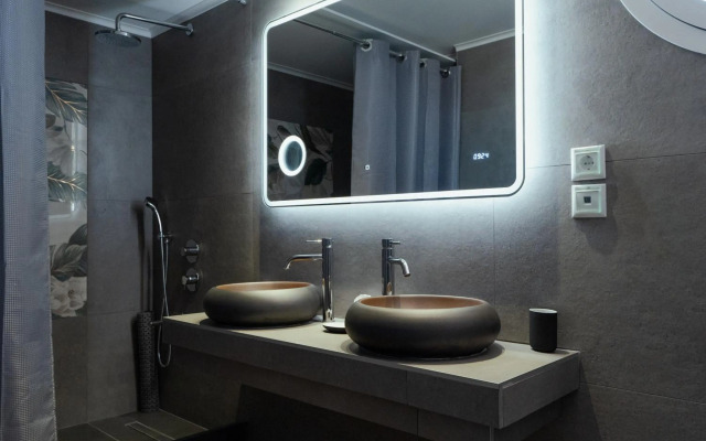 Karalis City Hotel
