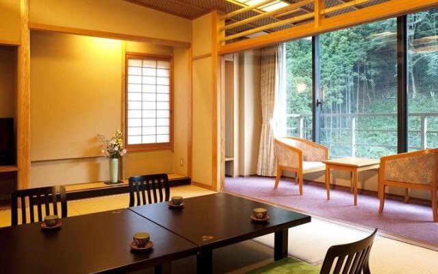 Akame Onsen Kakure No Yu Taisenkaku