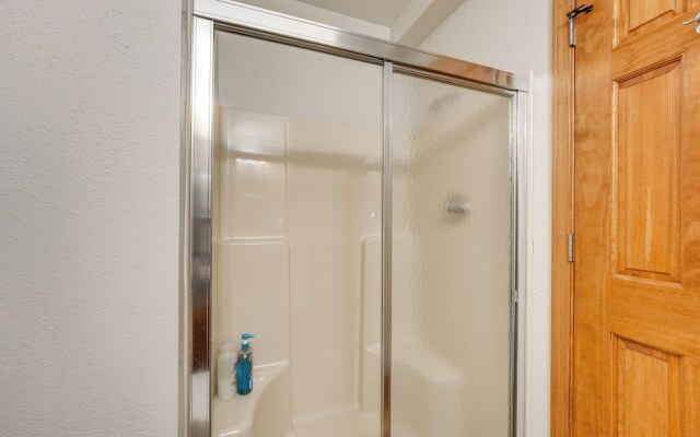 Accessible Branson Condo: Balcony + Lake Access!