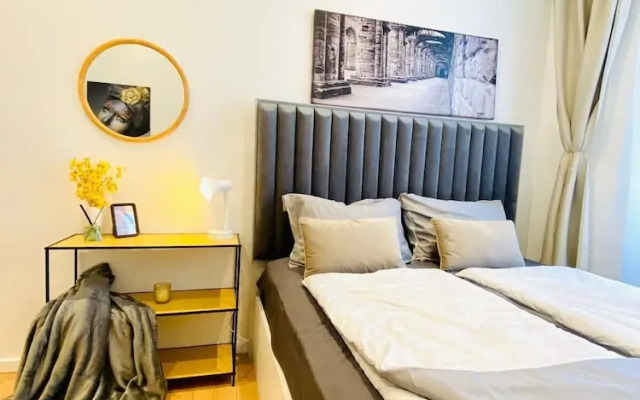 Comfy and Scenic 4BR Stay in Ottakring