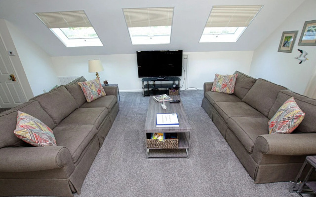 Urbanna Vacation Station - A Waterfront Oasis