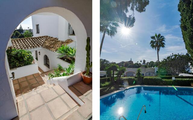 AB4 - vacation home, Marbella by Roomservices