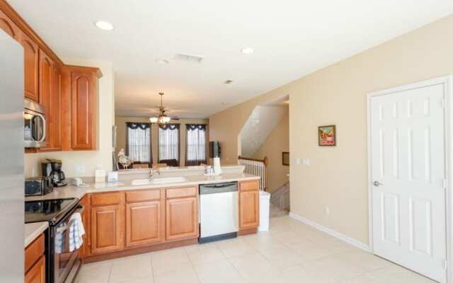 Vista Cay - 8001 Coolbreeze Dr #118